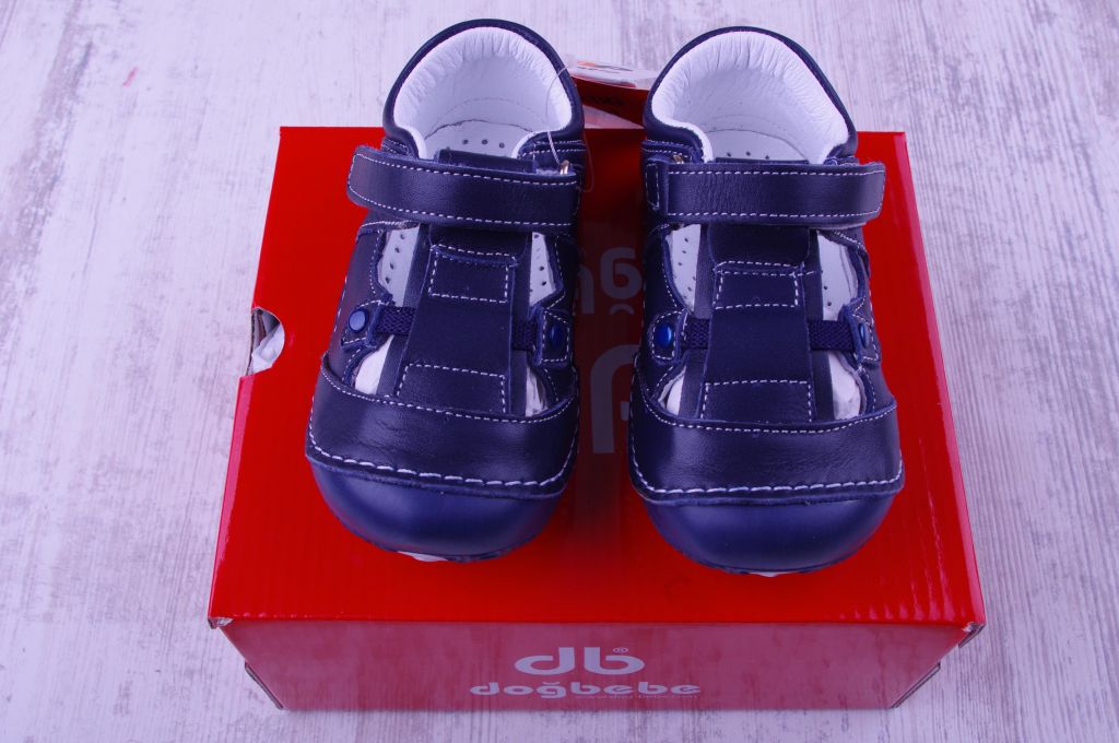 Ортопедични обувки от естествена кожа