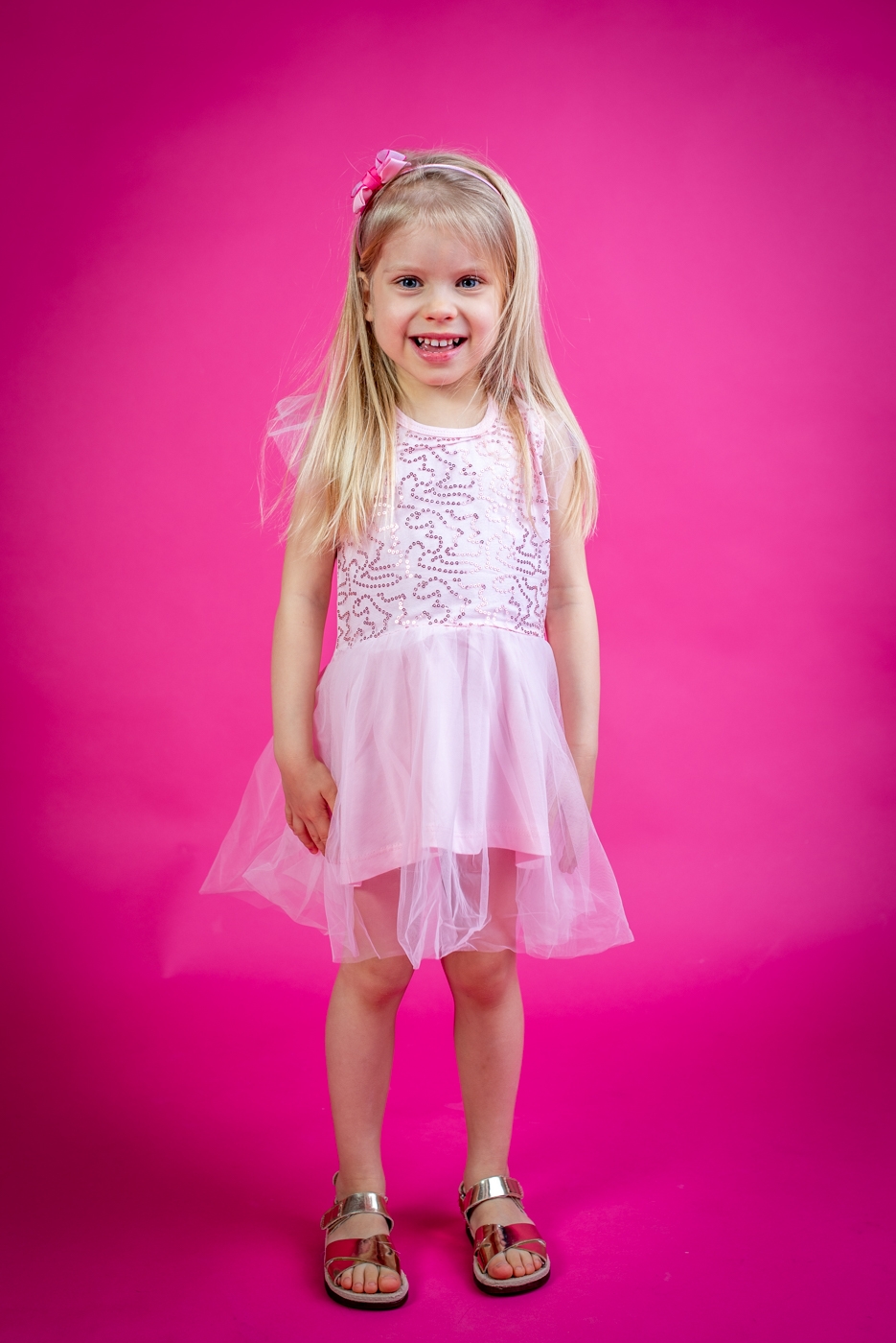Детска рокля къс ръкав с тюл, розов цвят